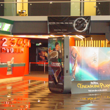 Reference-TSE-Cineplexx-Tus-Celje kino kinodvoranska oprema ozvočenje