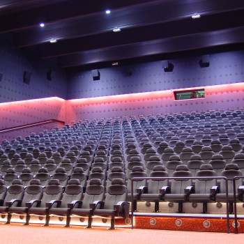 Reference TSE kinodvorana kino oprema Kolosej Maribor dvorana