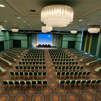 reference-TSE-Bernardin-konferecni-center-sistem-multimedia